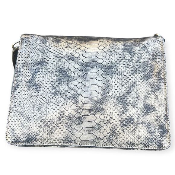 Botiker Valentina Envelope Crossbody Purse Metallic Brushed Python Embossed Bag - Picture 14 of 16